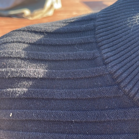 N VO Black Zipper Sweater with Blackstone Emblem  Size M - Picture 7 of 11